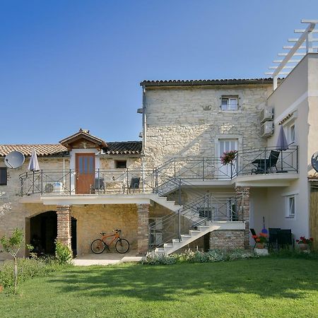 Apartments Borgo 8 Tar-Vabriga Buitenkant foto